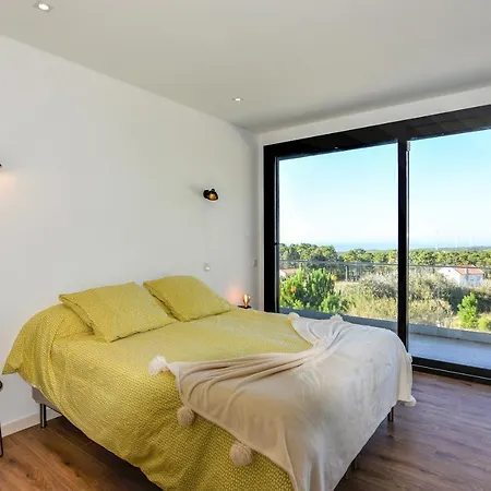 Moradia Sussurros Do Mar Willa Nazaré